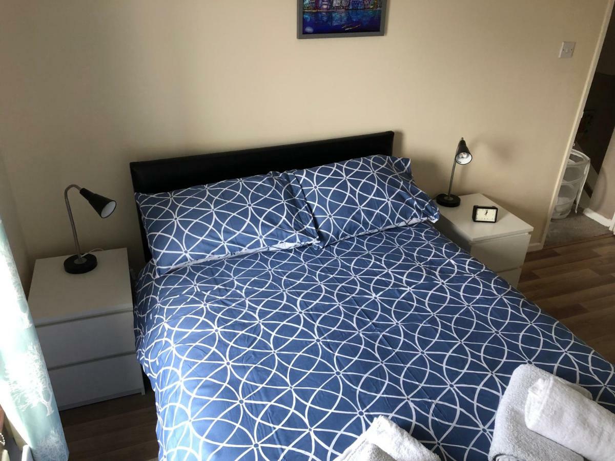 Claire'S Airbnb 2 Belfast Buitenkant foto